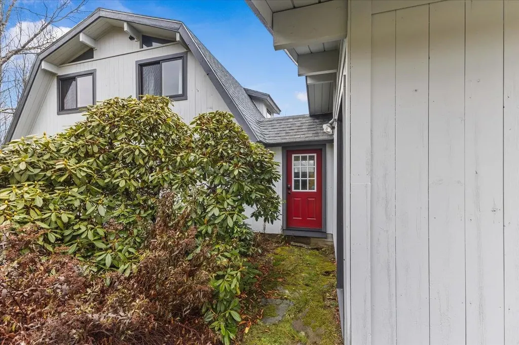 953 Lincoln Gap Road Warren VT 05674