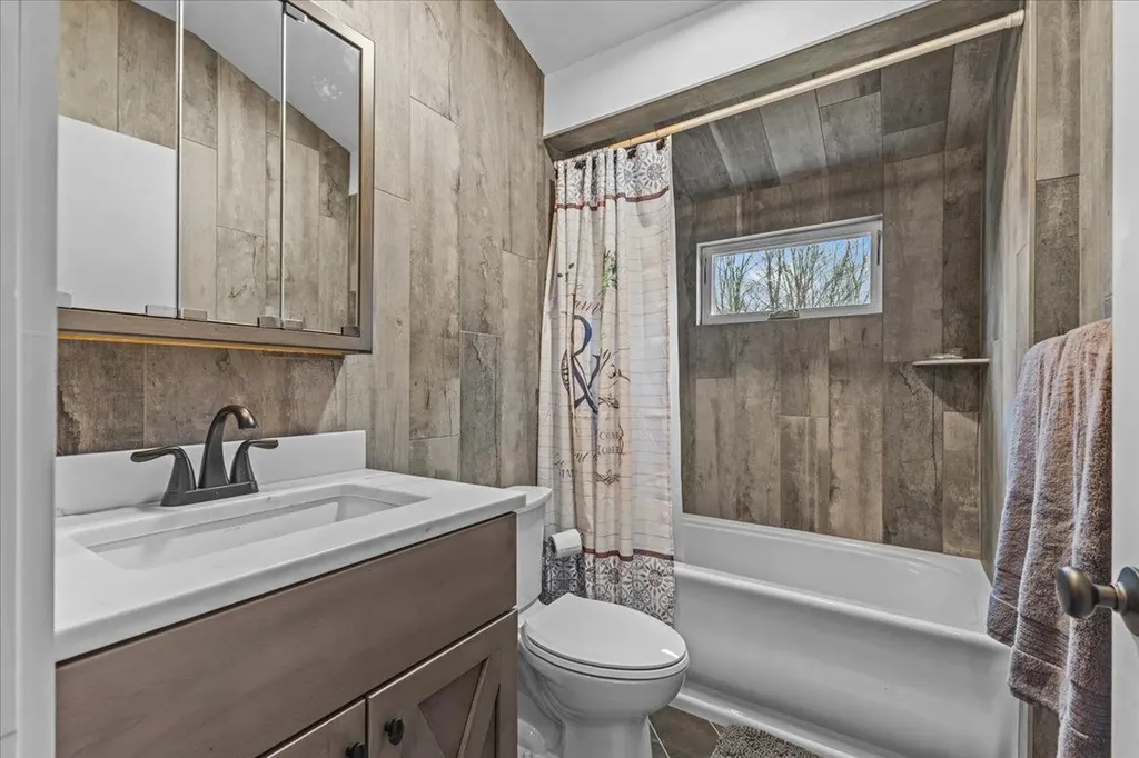 953 Lincoln Gap Road Warren VT 05674