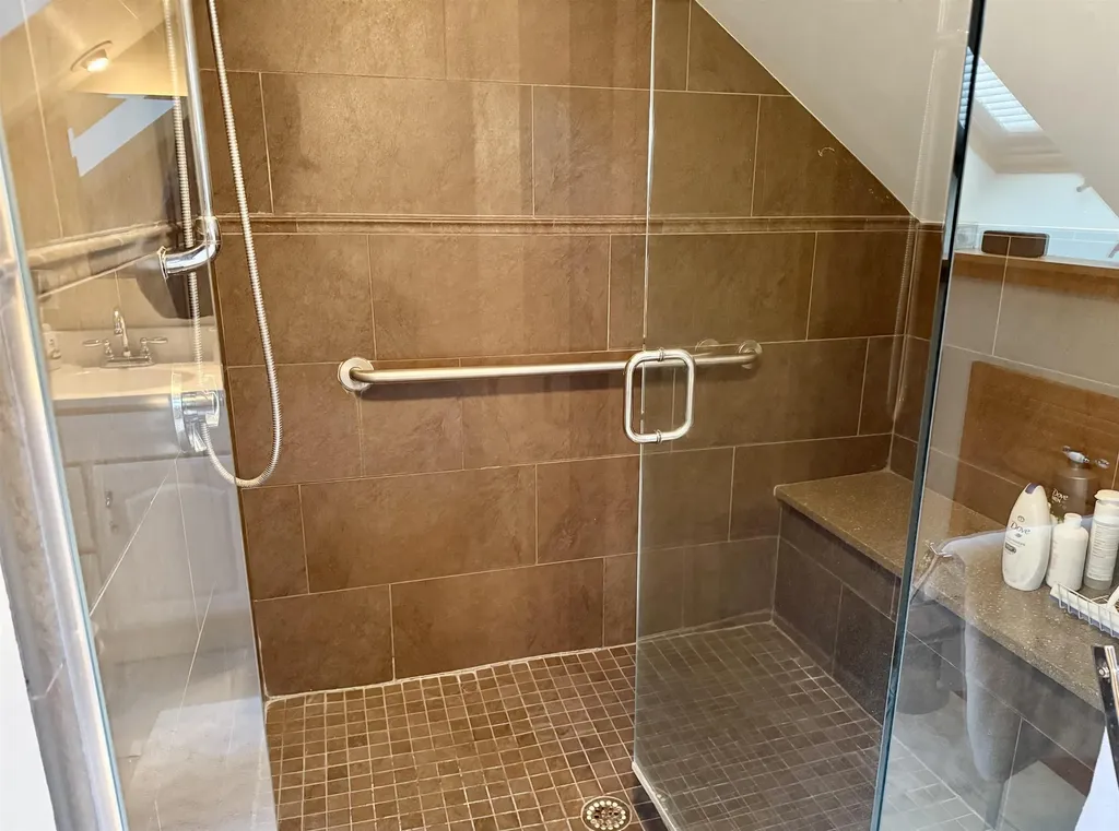 78 Dearborn Avenue Hampton NH 03842