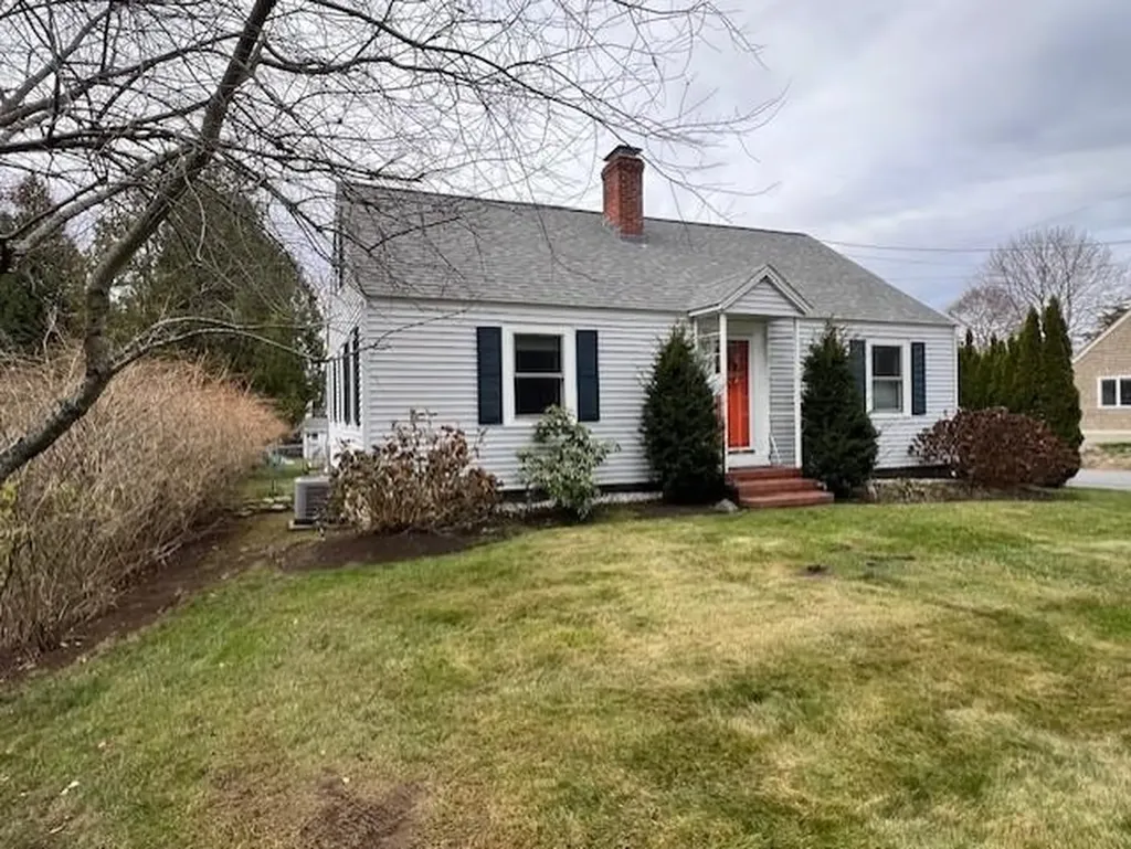 78 Dearborn Avenue Hampton NH 03842