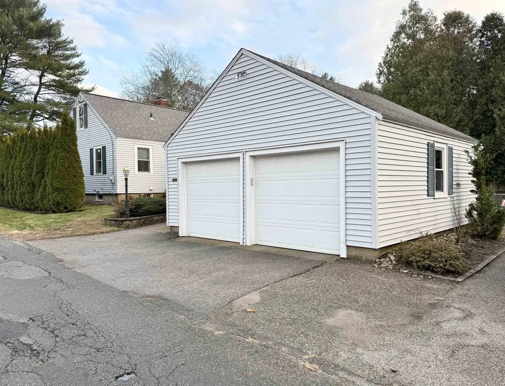 78 Dearborn Avenue Hampton NH 03842