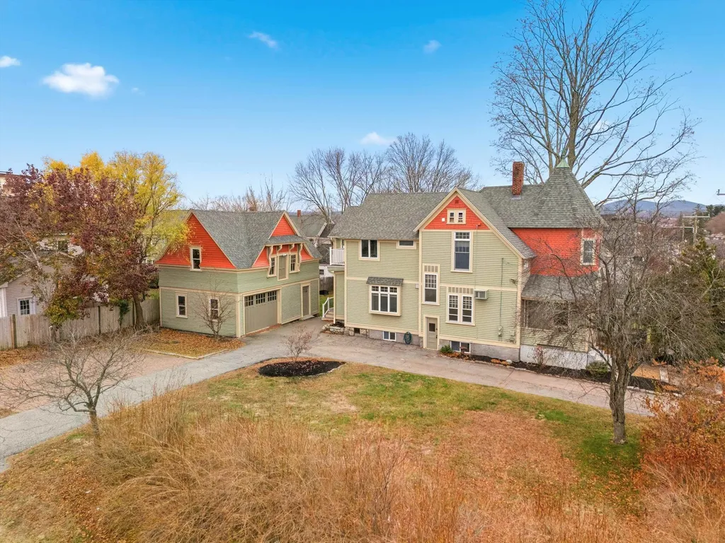 631 Lake Avenue Manchester NH 03103