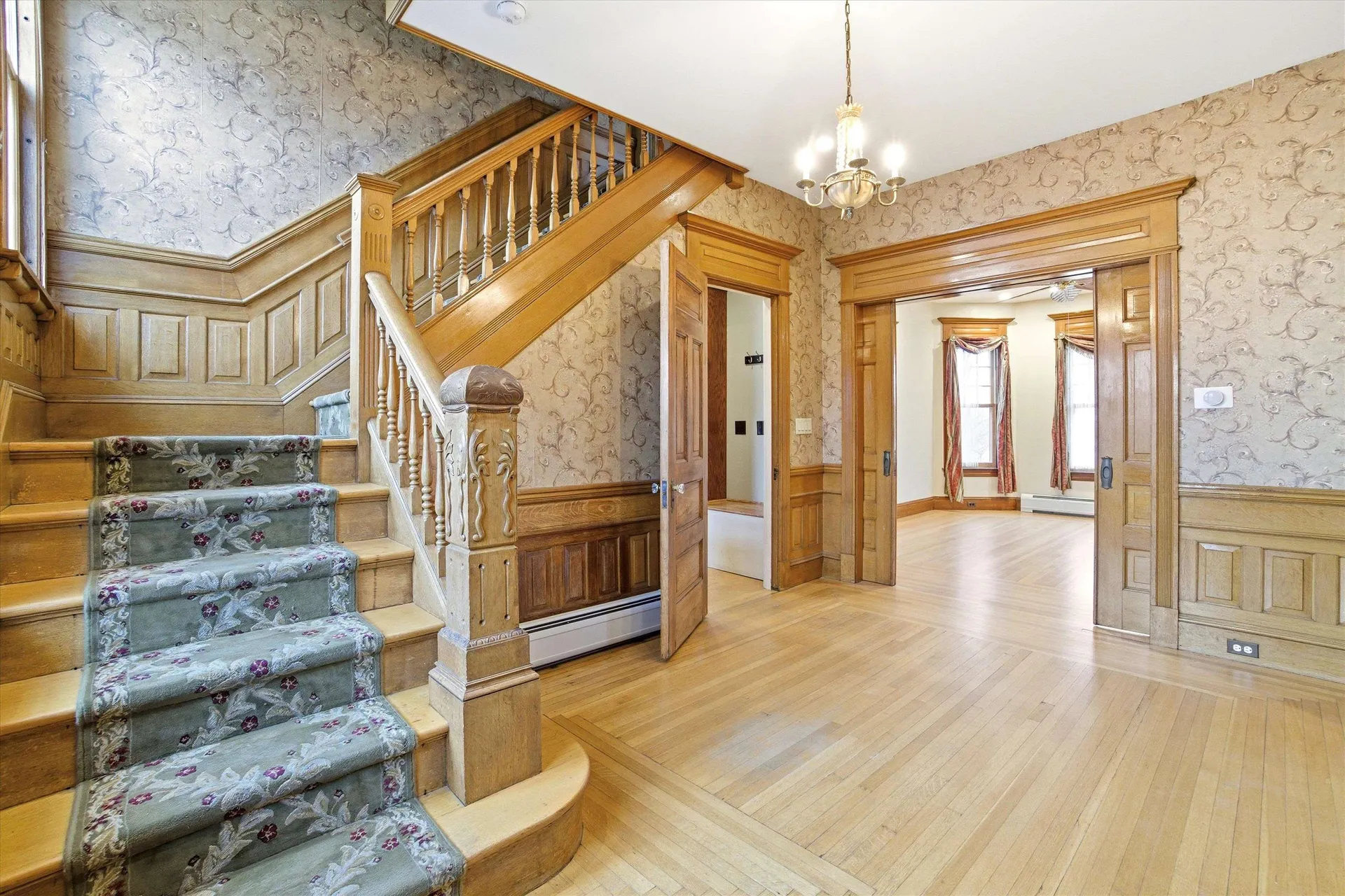 631 Lake Avenue Manchester NH 03103