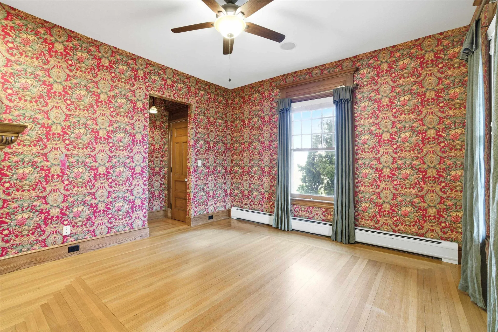 631 Lake Avenue Manchester NH 03103