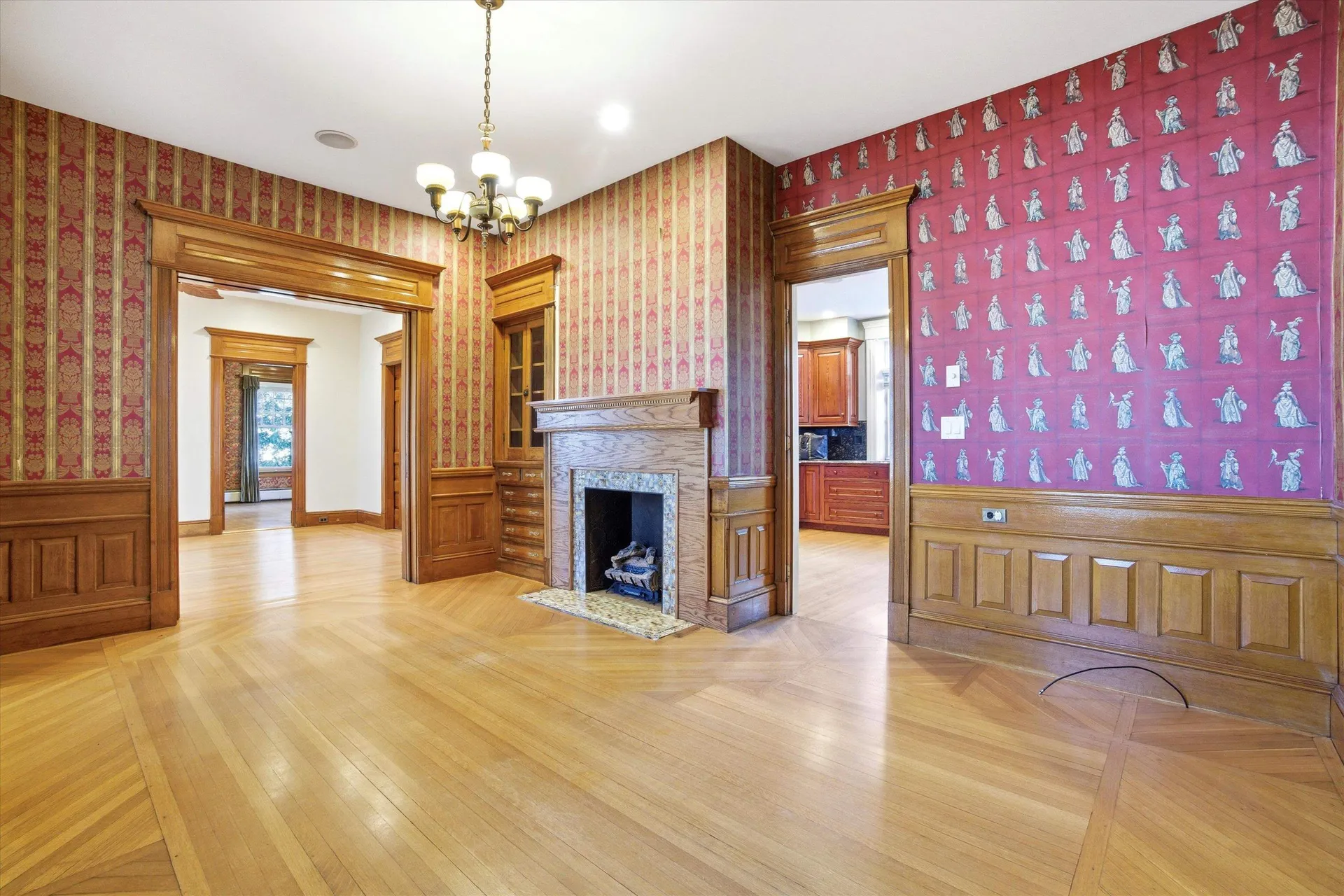 631 Lake Avenue Manchester NH 03103