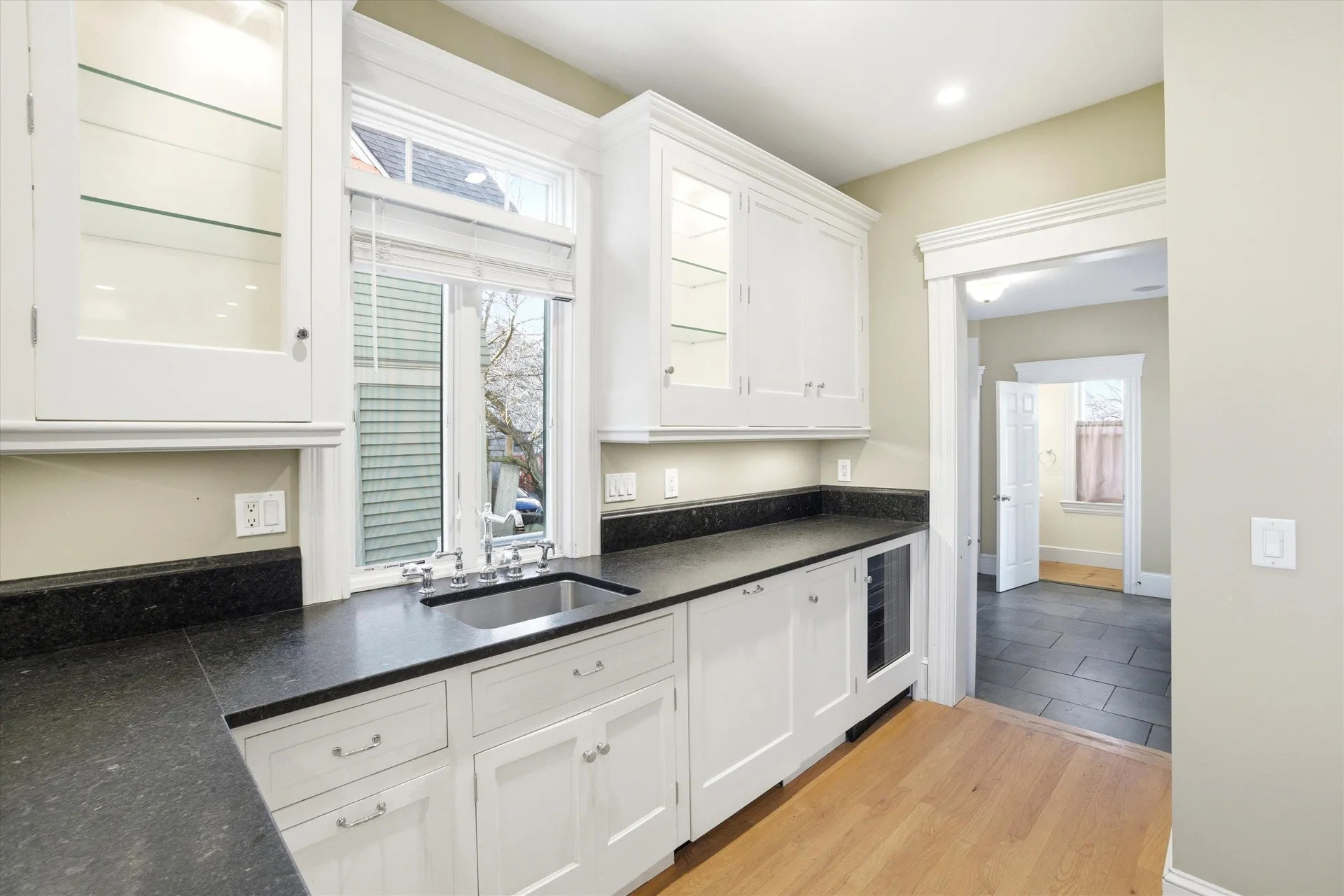 631 Lake Avenue Manchester NH 03103