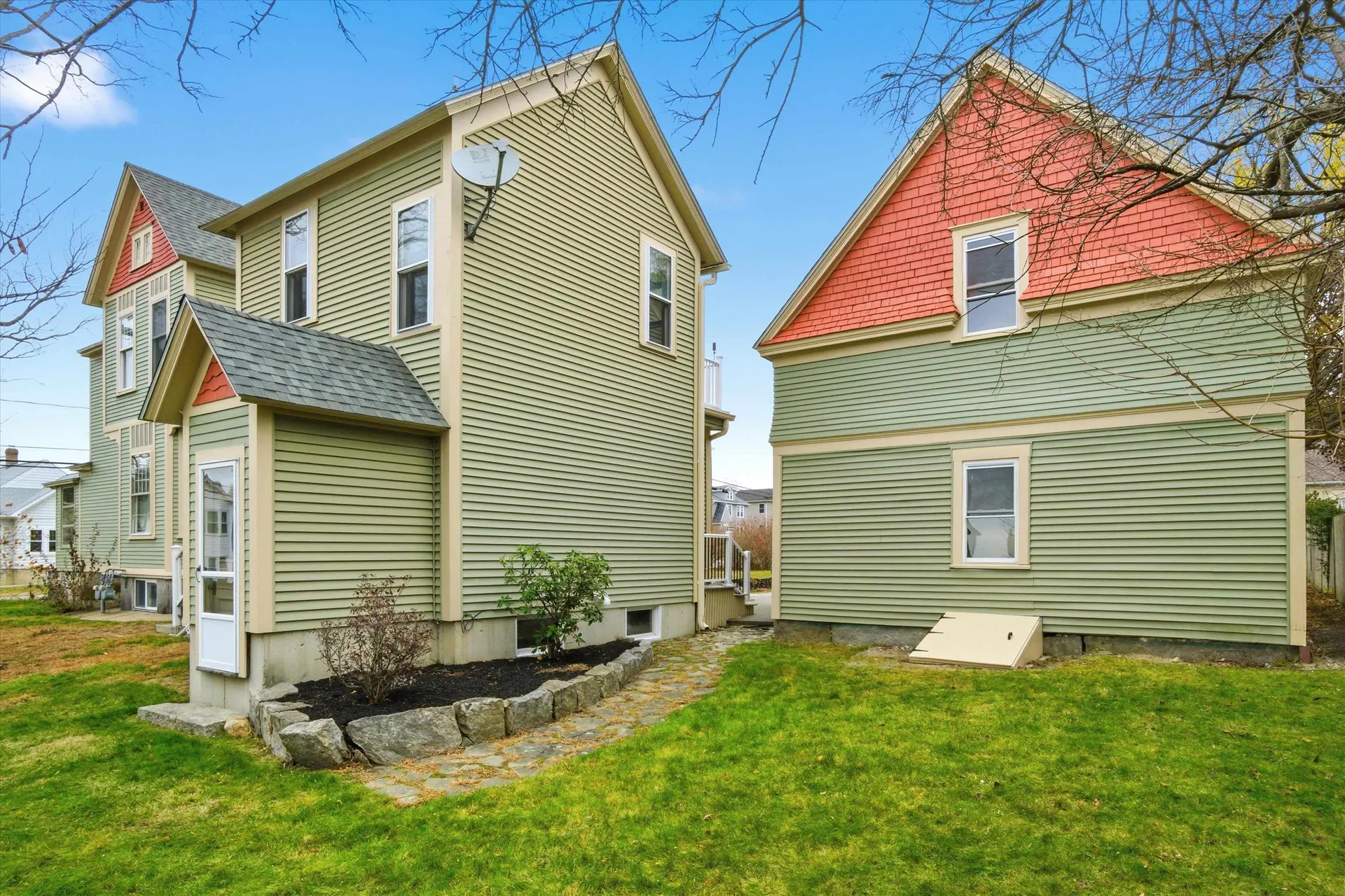 631 Lake Avenue Manchester NH 03103