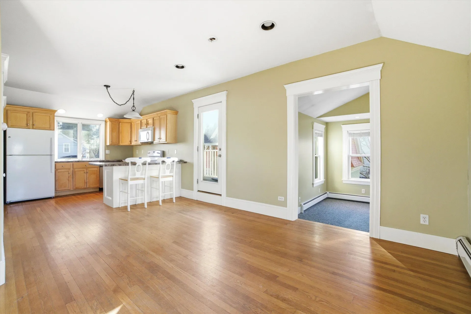 631 Lake Avenue Manchester NH 03103