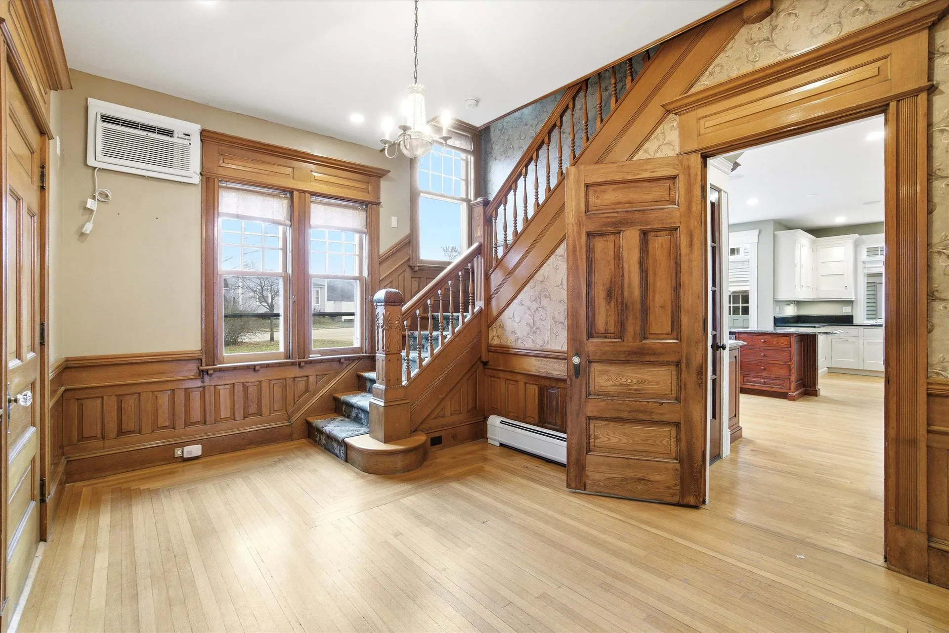 631 Lake Avenue Manchester NH 03103