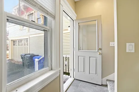 631 Lake Avenue Manchester NH 03103