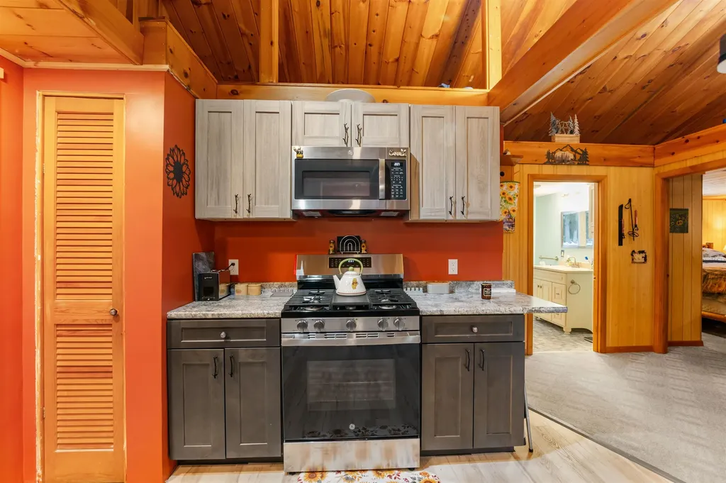 475 Bungy Road Columbia NH 03576