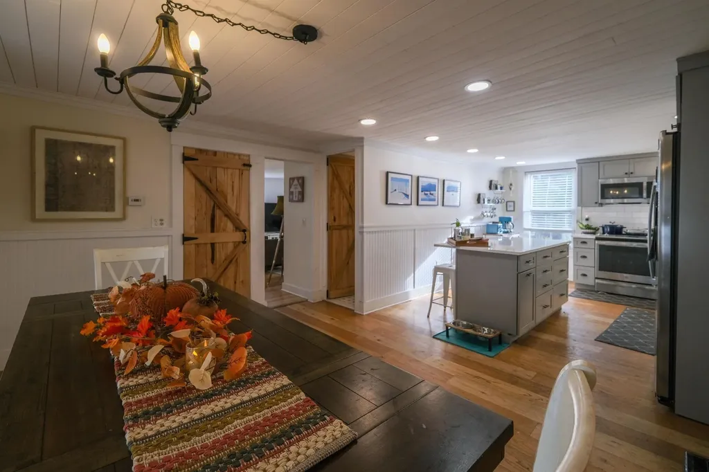 531 Main Street Chester VT 05143