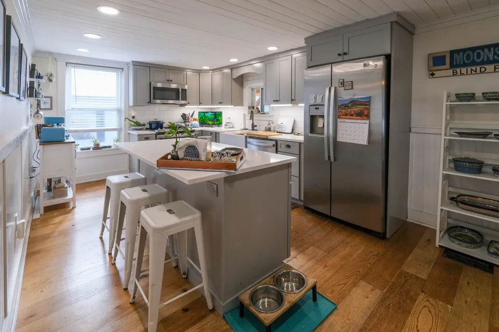 531 Main Street Chester VT 05143