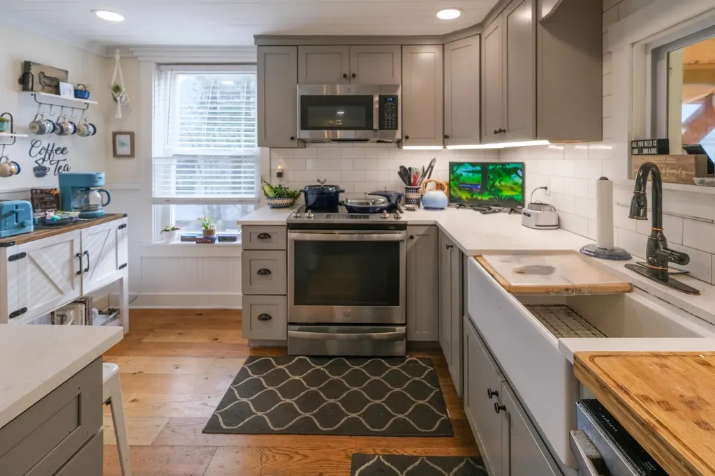 531 Main Street Chester VT 05143