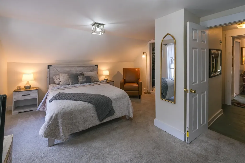 531 Main Street Chester VT 05143