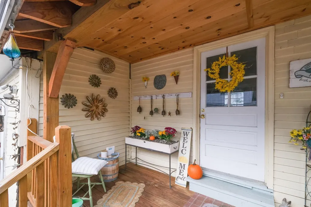 531 Main Street Chester VT 05143