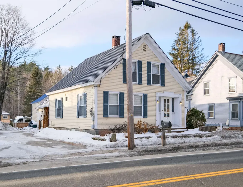 531 Main Street Chester VT 05143