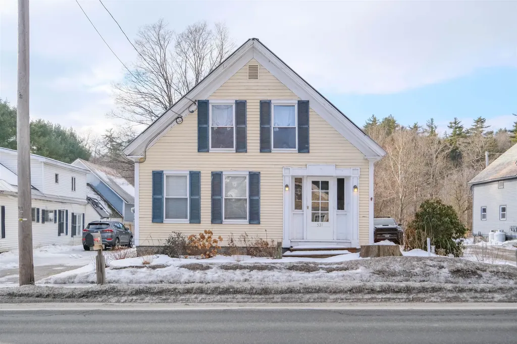 531 Main Street Chester VT 05143