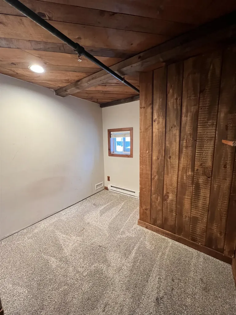 79 Amherst Street Milford NH 03055