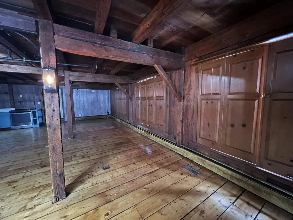 79 Amherst Street Milford NH 03055