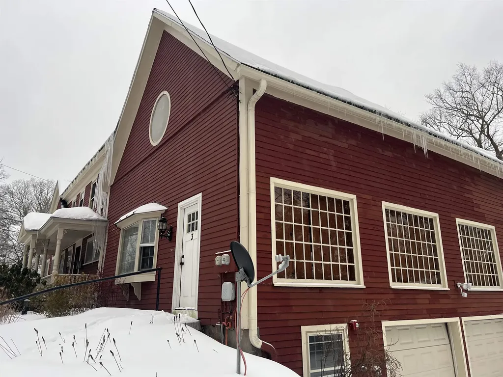 79 Amherst Street Milford NH 03055