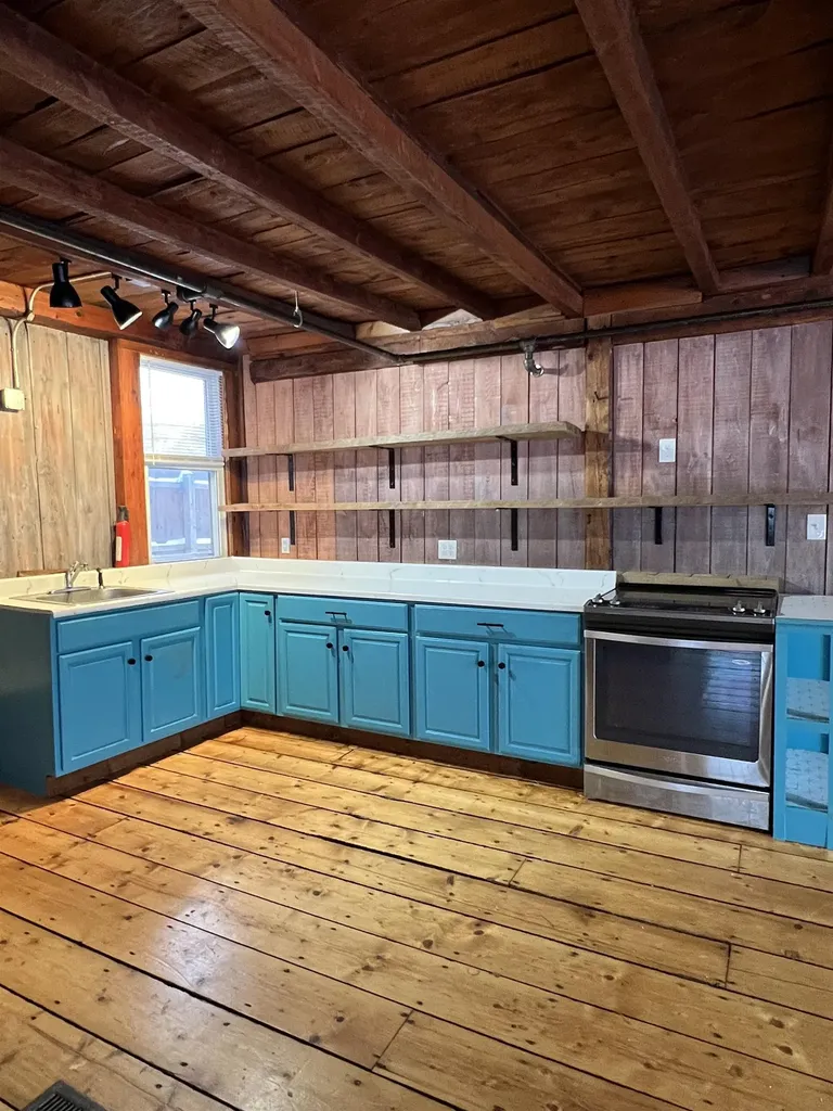 79 Amherst Street Milford NH 03055