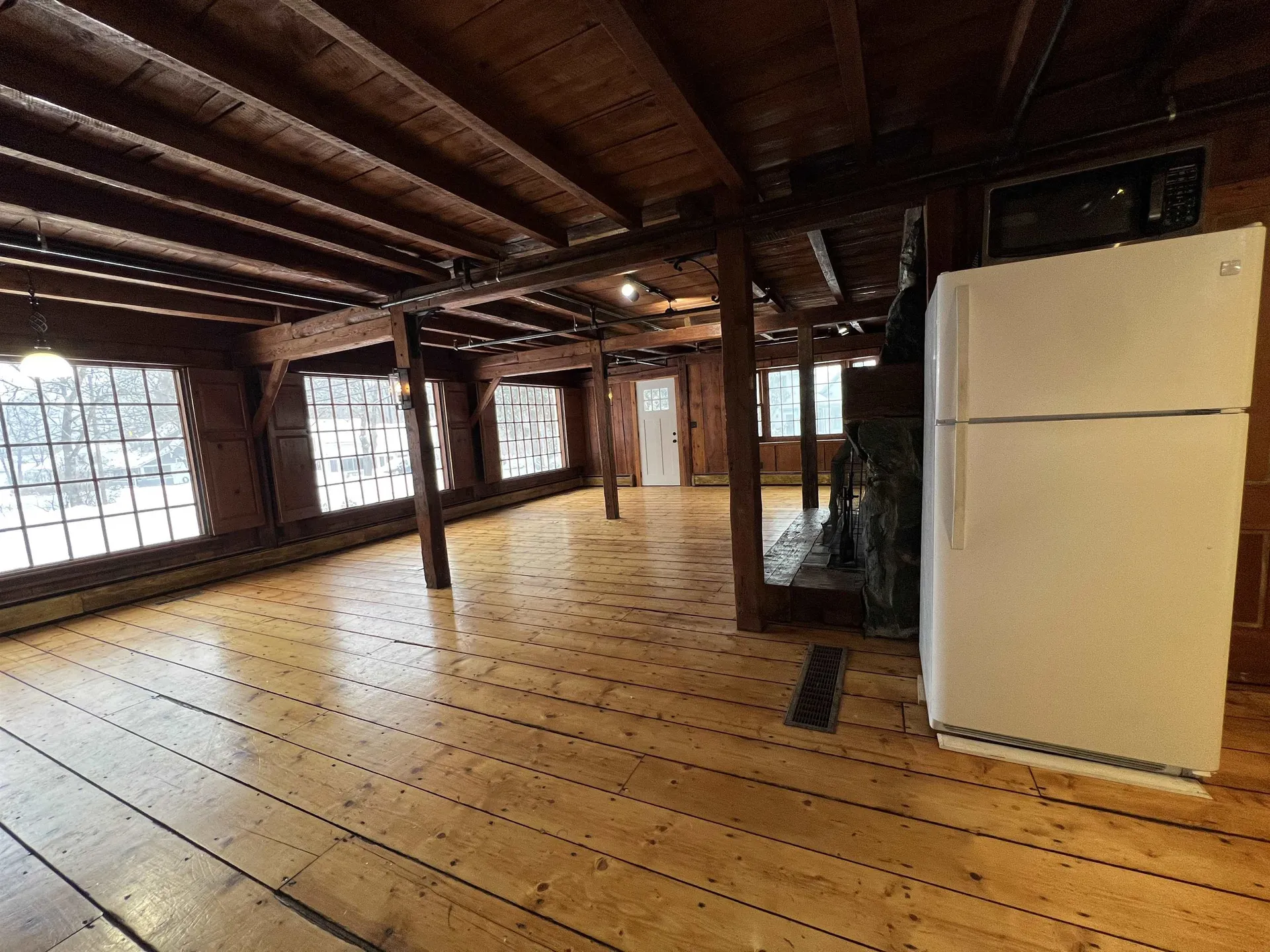 79 Amherst Street Milford NH 03055