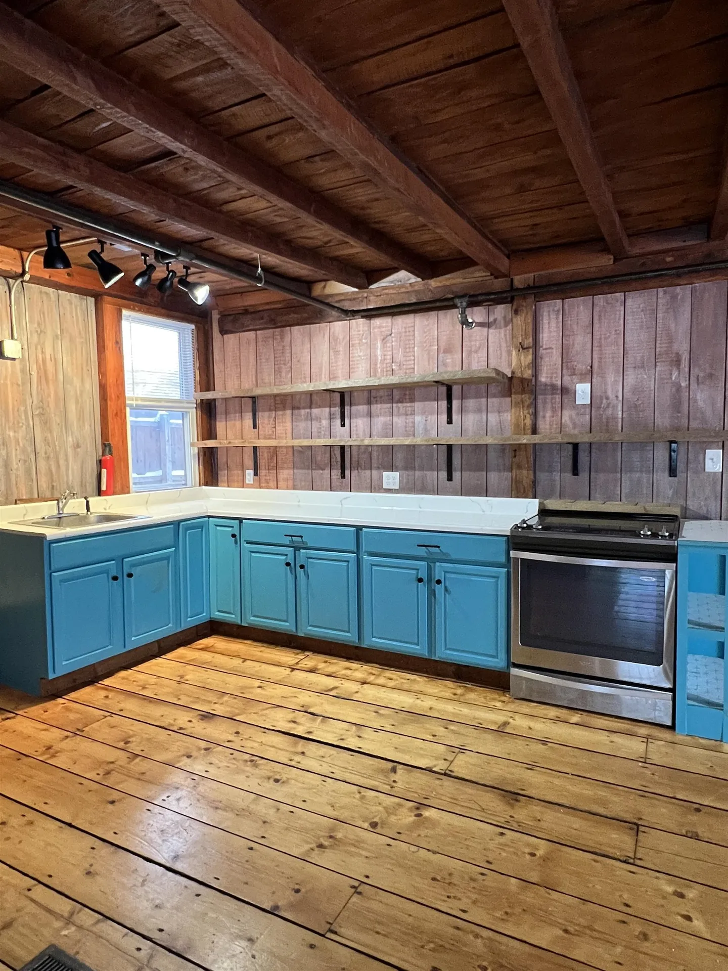 79 Amherst Street Milford NH 03055