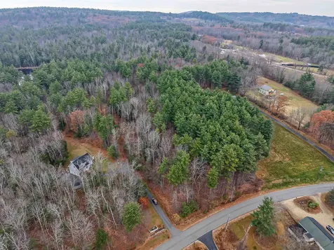 7 Dow Road Mont Vernon NH 03057