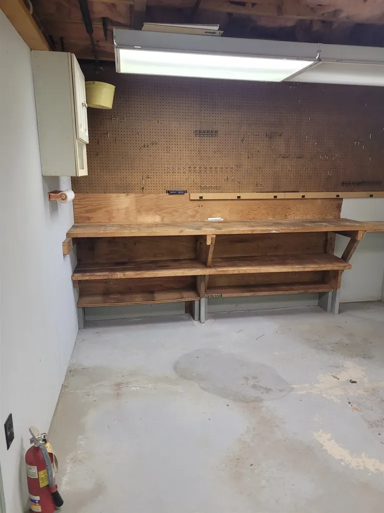 1 Currier Road Pelham NH 03076