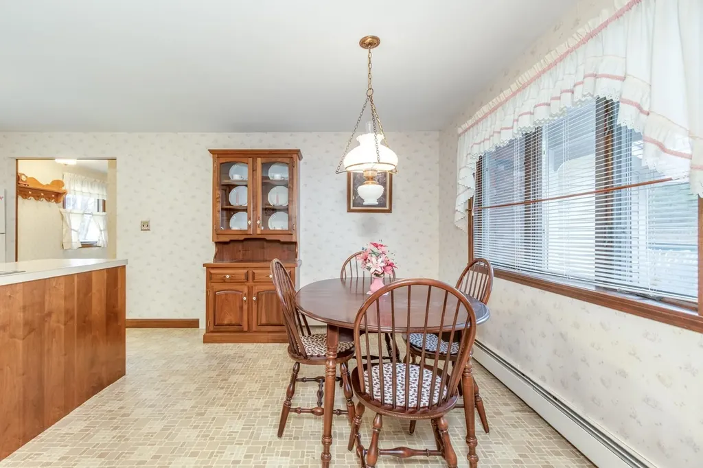 1 Currier Road Pelham NH 03076