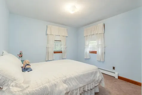 1 Currier Road Pelham NH 03076