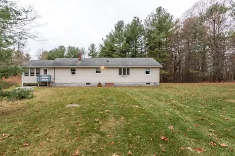 1 Currier Road Pelham NH 03076