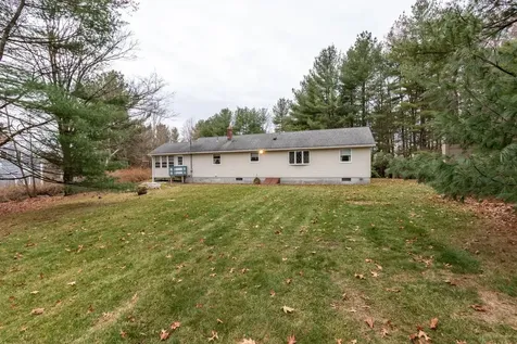 1 Currier Road Pelham NH 03076