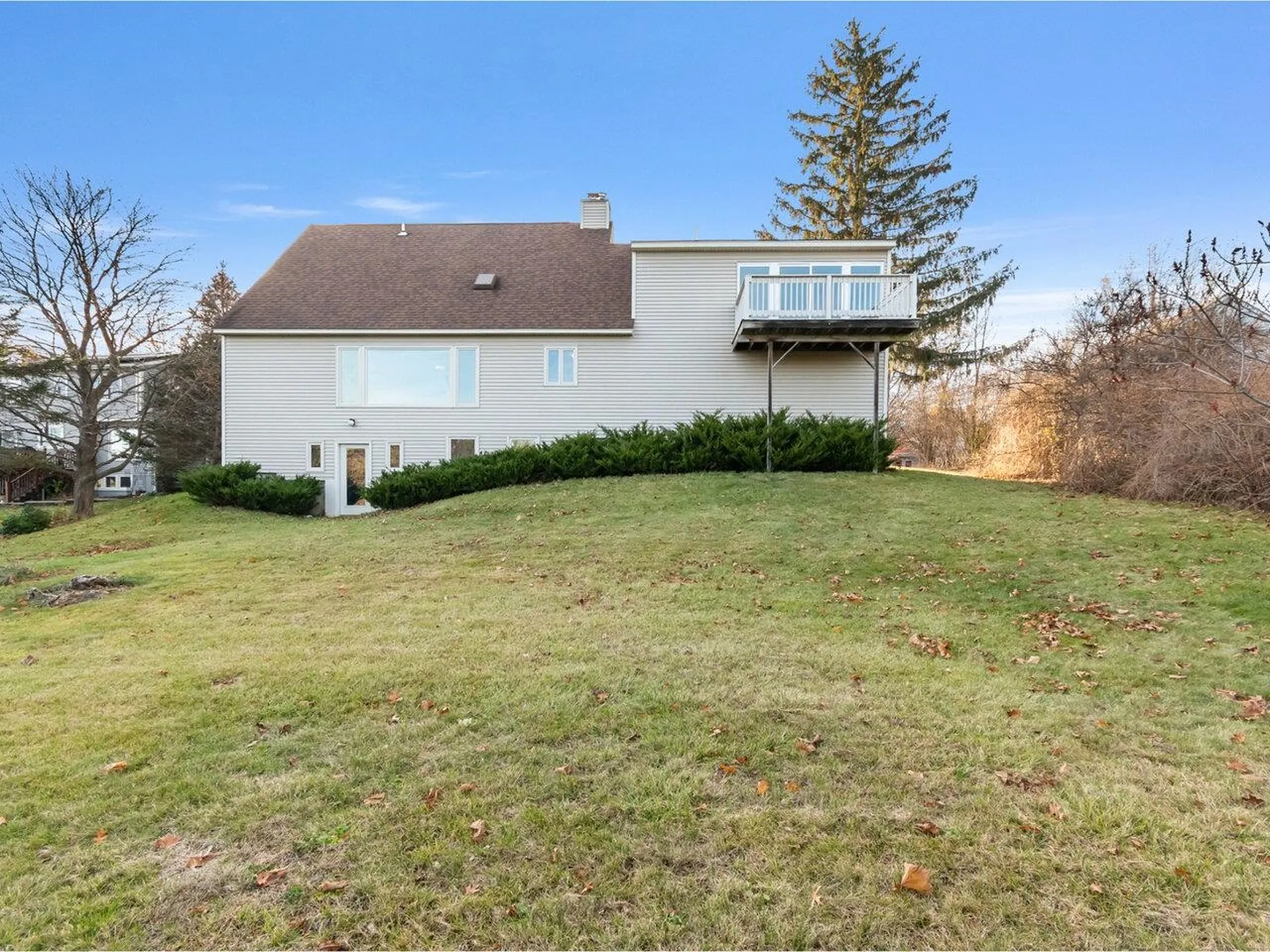 34 Knoll Circle South Burlington VT 05403