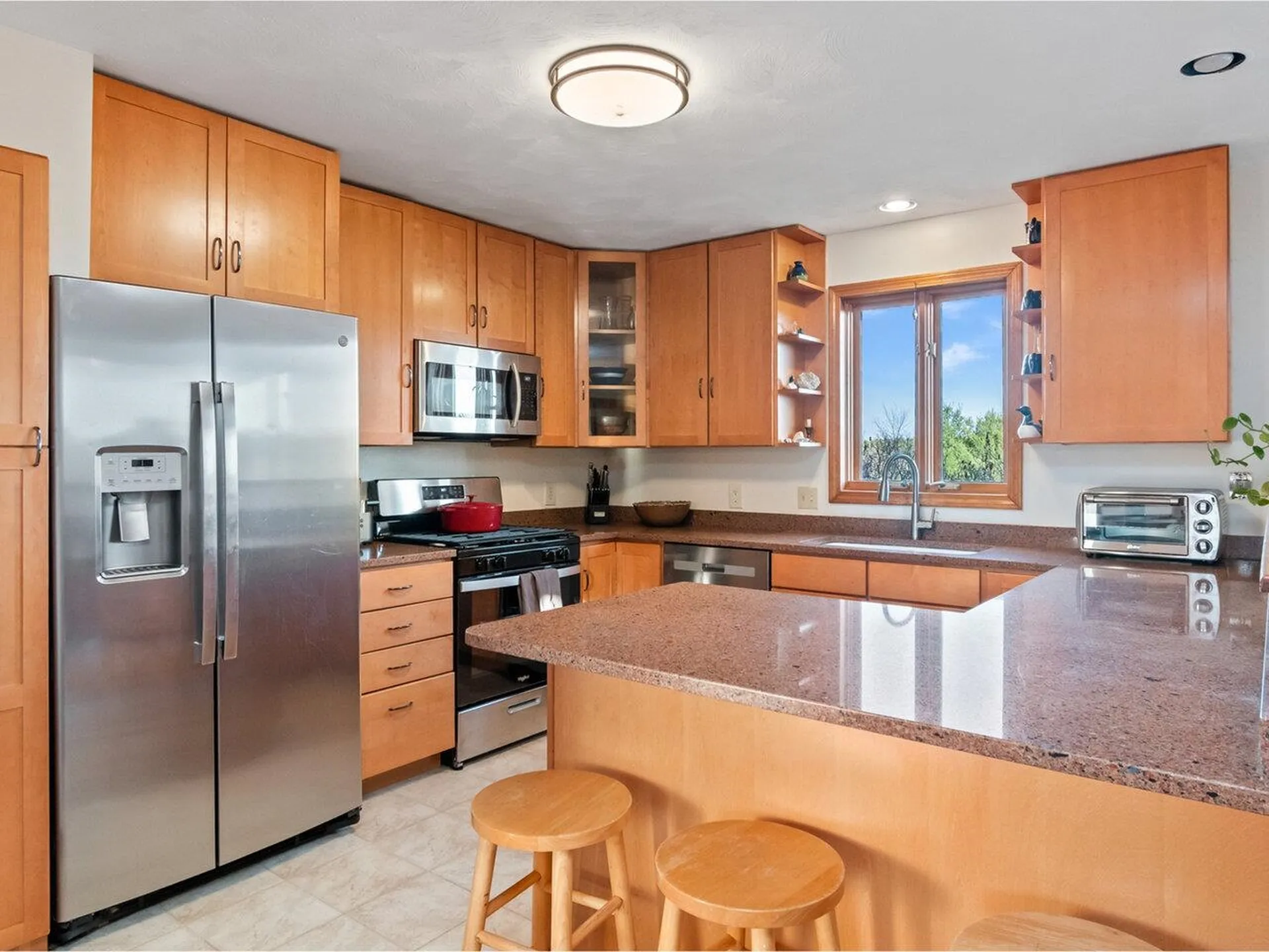 34 Knoll Circle South Burlington VT 05403