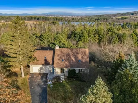 34 Knoll Circle South Burlington VT 05403