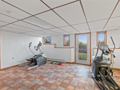 34 Knoll Circle South Burlington VT 05403