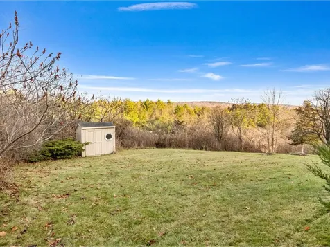 34 Knoll Circle South Burlington VT 05403