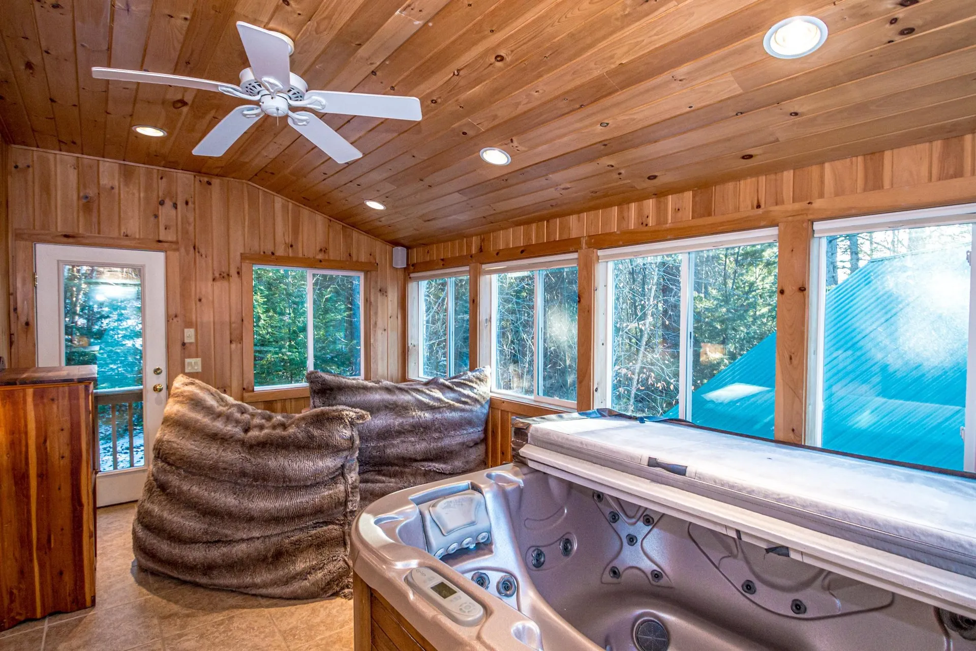 28 North Hampshire Ridge Jackson NH 03846