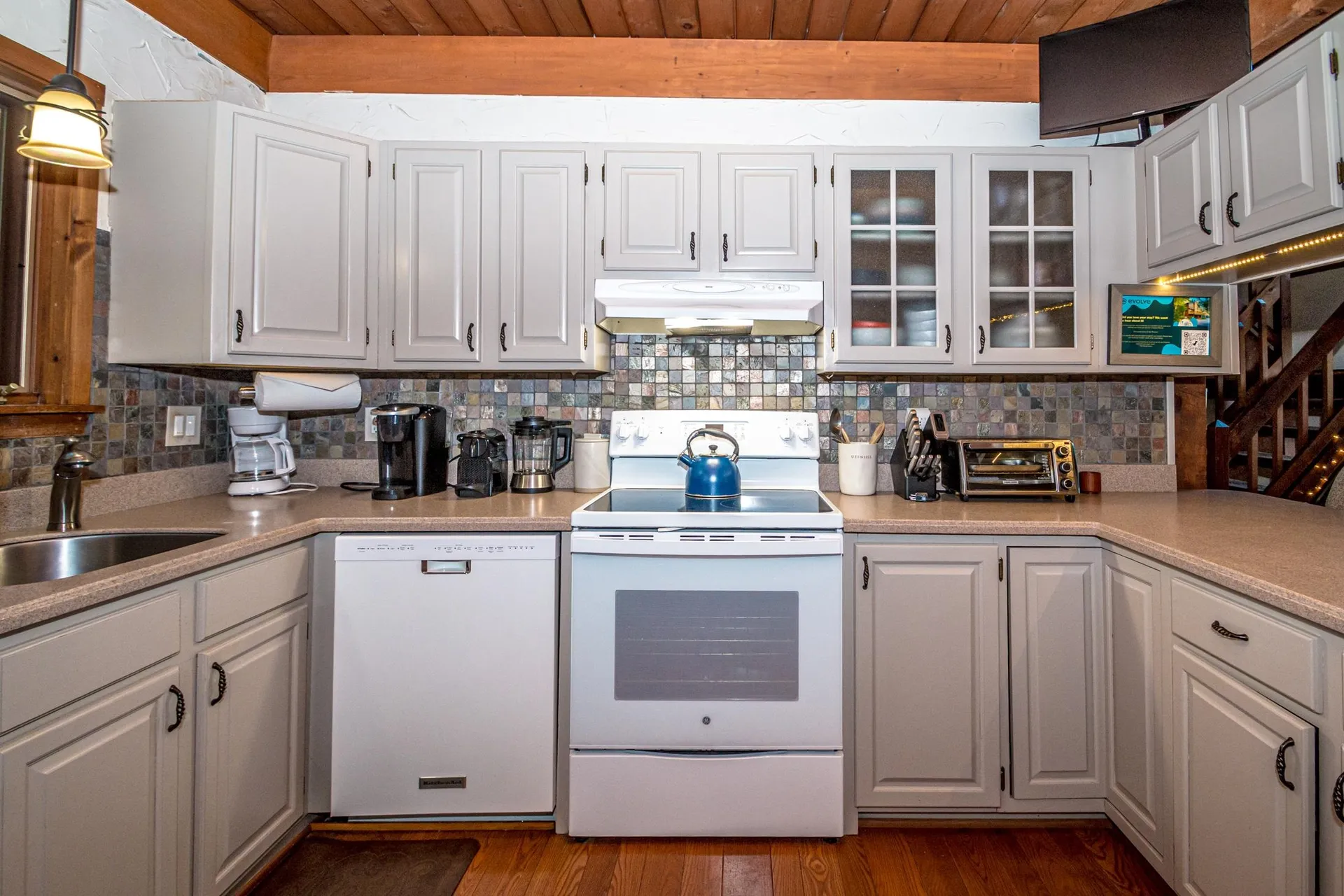 28 North Hampshire Ridge Jackson NH 03846