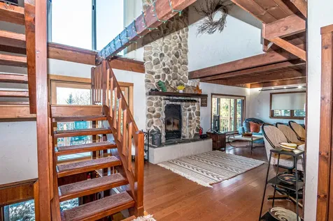 28 North Hampshire Ridge Jackson NH 03846