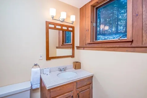 28 North Hampshire Ridge Jackson NH 03846