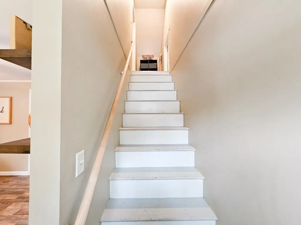 62 Mast Road Epping NH 03042