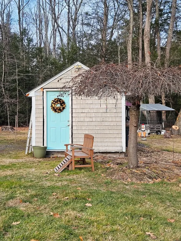 62 Mast Road Epping NH 03042