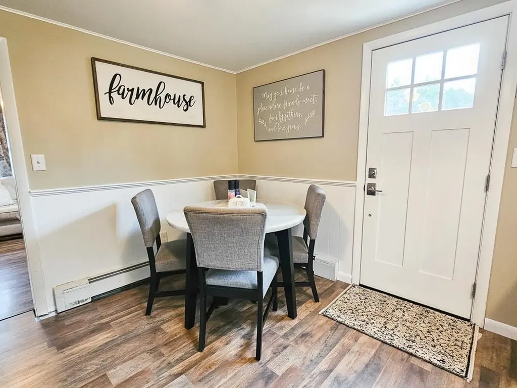 62 Mast Road Epping NH 03042