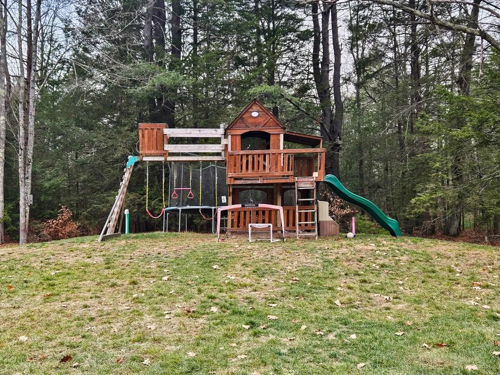 62 Mast Road Epping NH 03042