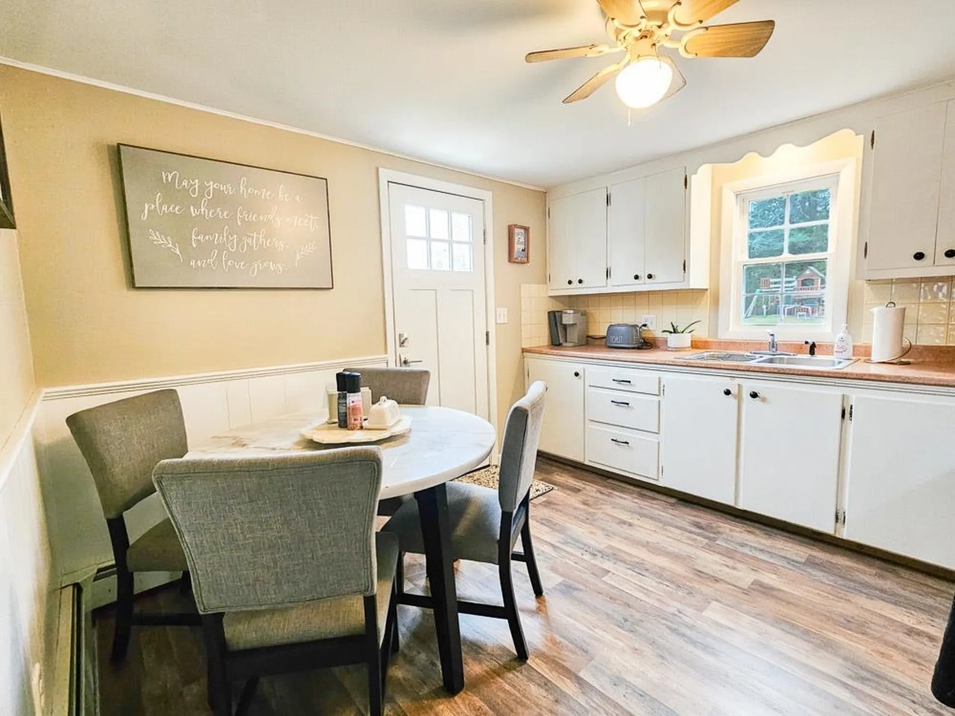 62 Mast Road Epping NH 03042