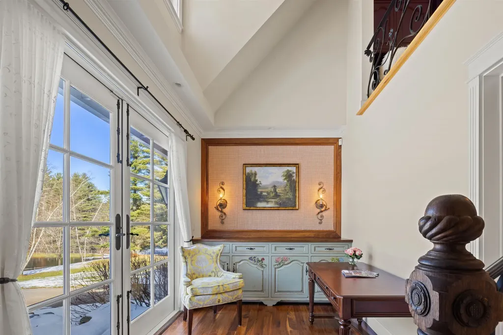 64 Needle Leaf Lane Stowe VT 05672