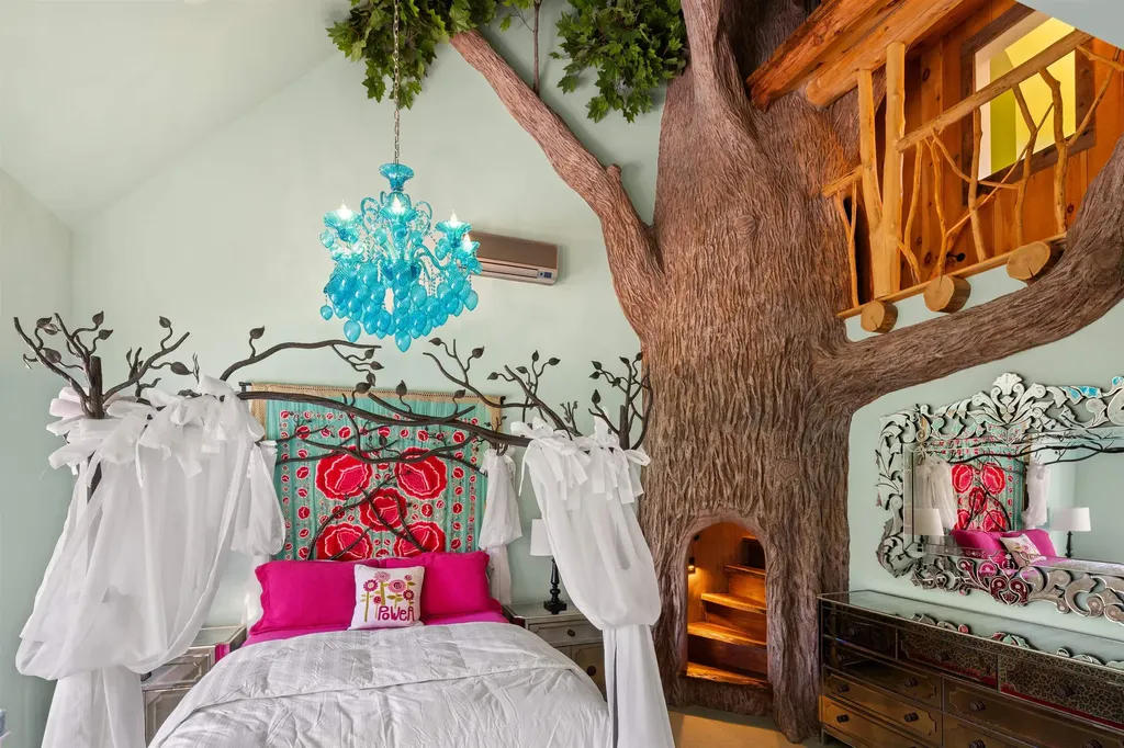 64 Needle Leaf Lane Stowe VT 05672